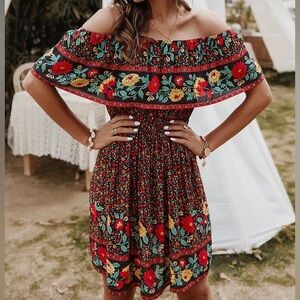 1044. Chic Floral Off-Shoulder Mini Dress